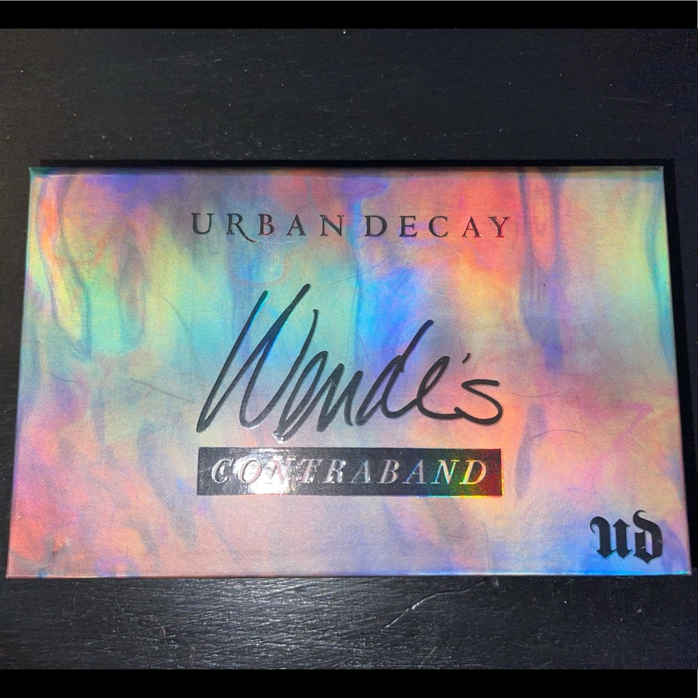 Urban Decay Wende’s Contraband palette